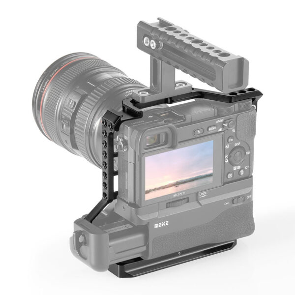 SmallRig Cage for Sony A6000/A6300/A6500 with Meike MK-A6300/A6500 Battery Grip CCS2268 6 SmallRig Cage for Sony A6000/A6300/A6500 with Meike MK-A6300/A6500 Battery Grip CCS2268