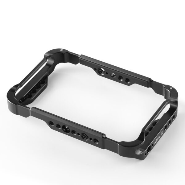 Smallrig Cage for Shinobi CMA2305 with a 5-inch AtomX screen