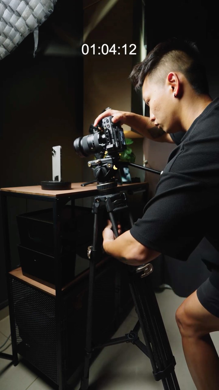 Yes! 2 minutes!Featuring an innovative snap-on quick-release plate mount, this...