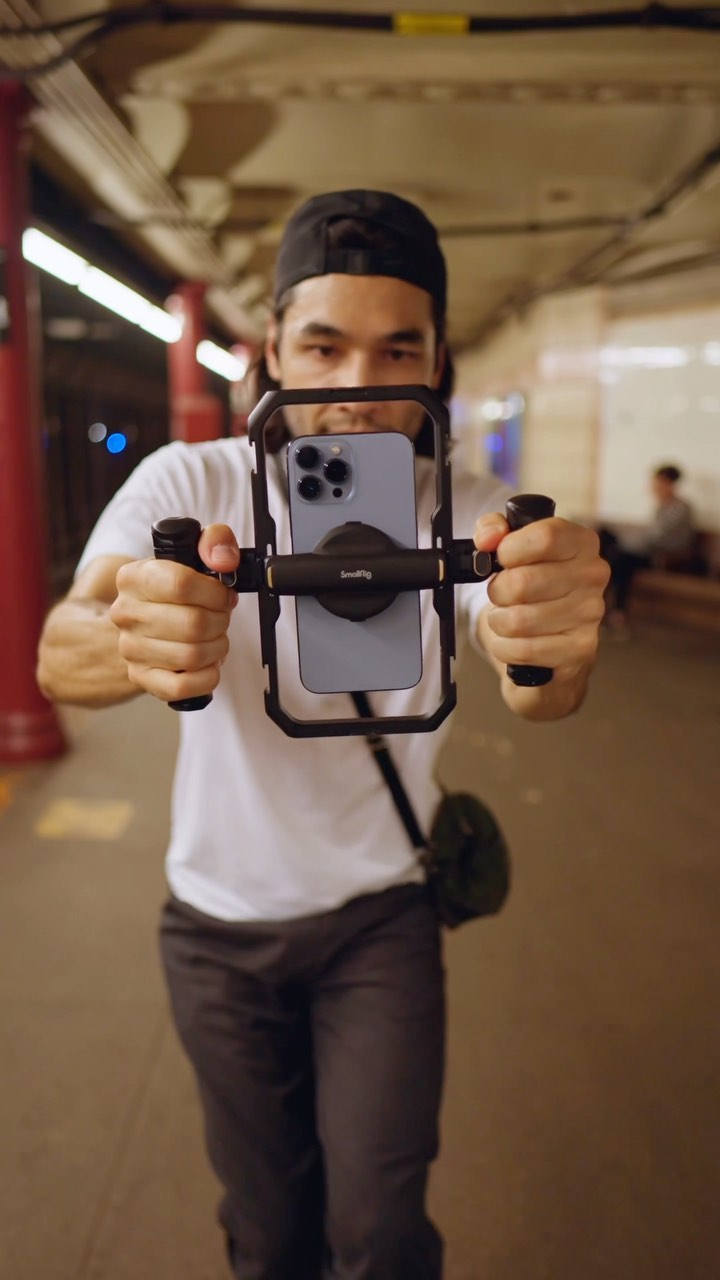 Check out the @smallrig.global Universal Cage for smartphones! My own co-designe...