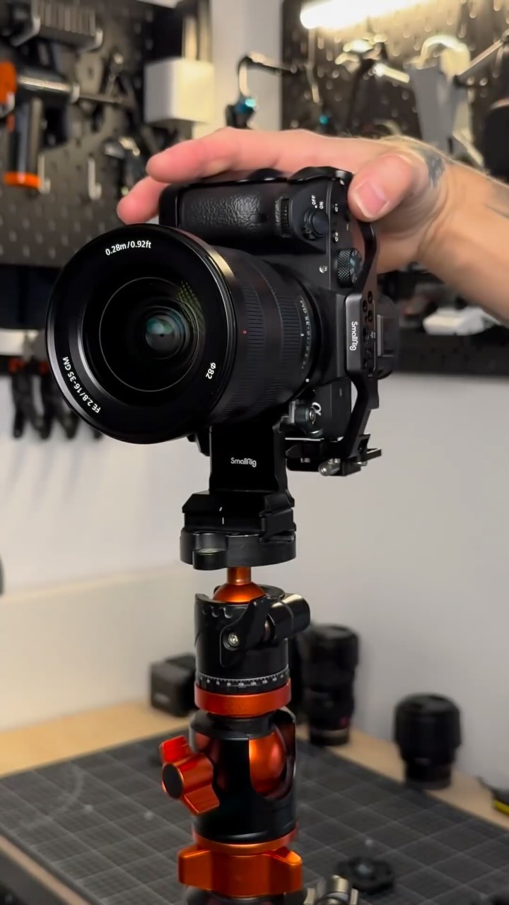 Unlock instant rotation from horizontal to vertical with the Rotatable Horizonta...