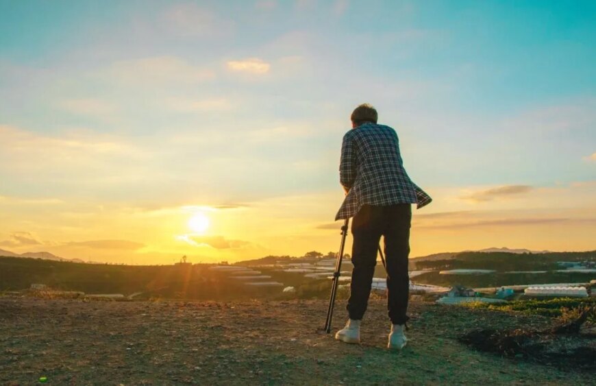 IBIS vs. Tripods, How To Decide Between The Two?
