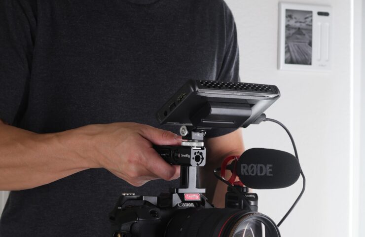 New gear makes me happy especially this beefy tripod from @smallrig.global The...