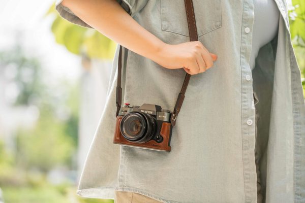 Smallrig Leather Half Case Kit for FUJIFILM X-T50 (Brown) 4710
