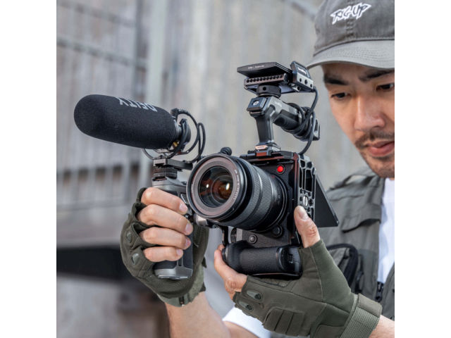 SmallRig Cage for Panasonic Lumix S1RII/S5II/S5IIX/G9II (4902) au meilleur prix sur